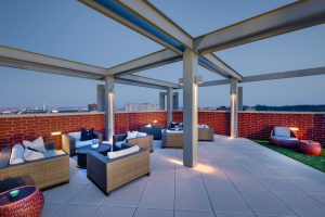 Snuggle up for a romantic sunset over our Nation's Capital. 