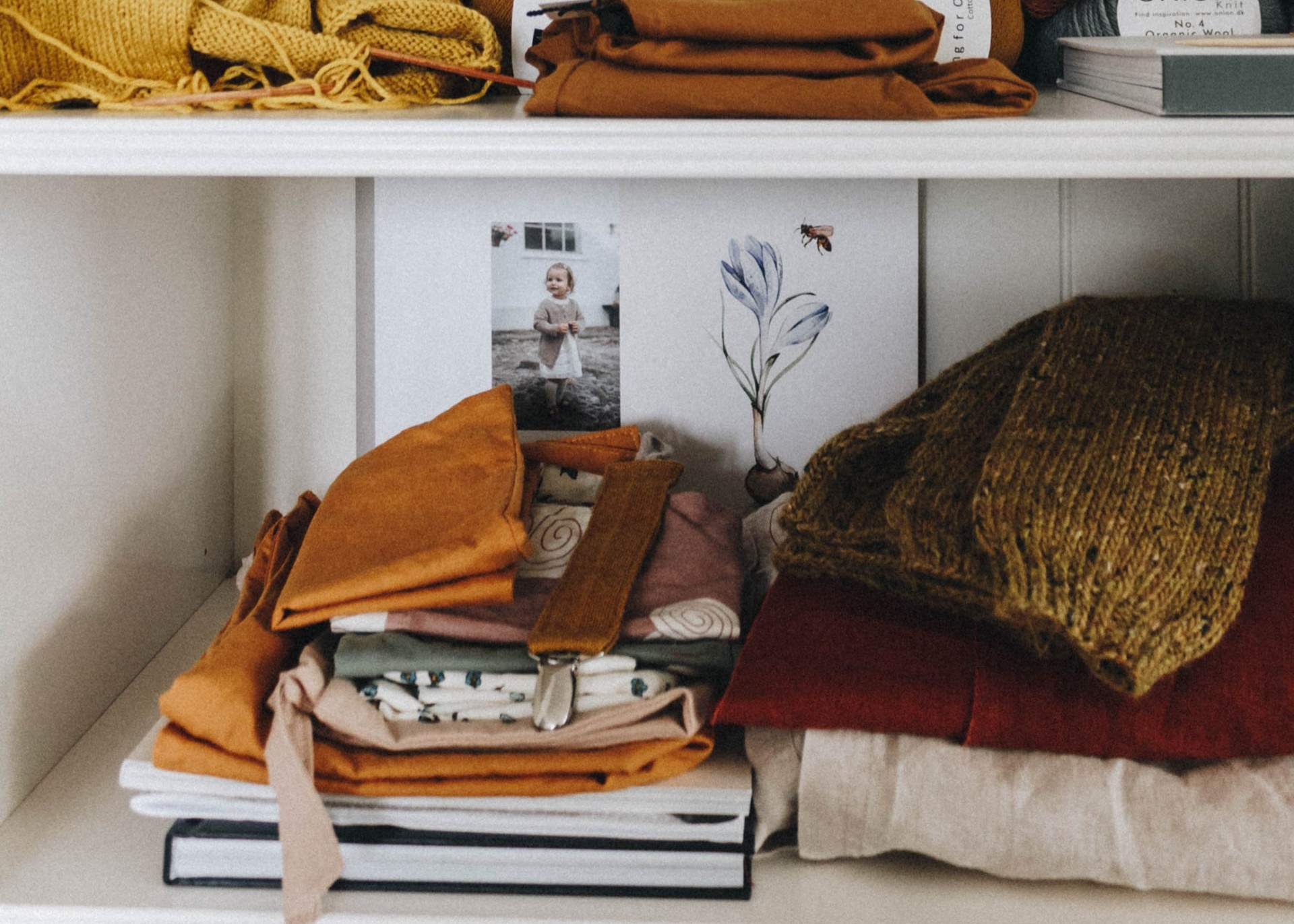 Blog Thumbnail of How To Refresh Your Apartment Closet For Fall
