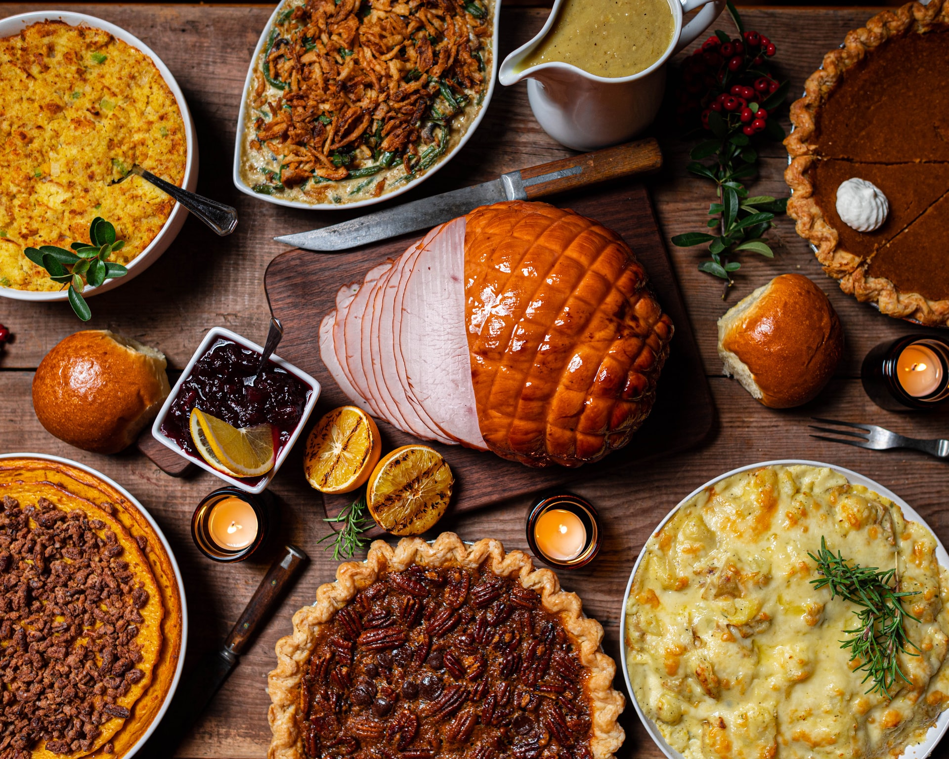 Blog Thumbnail of How to Host a Stress-Free, Fun-Filled Thanksgiving